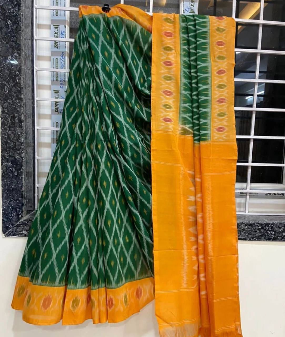 MG 263 Plain Linen Printed Daily Wear Sarees Catalog